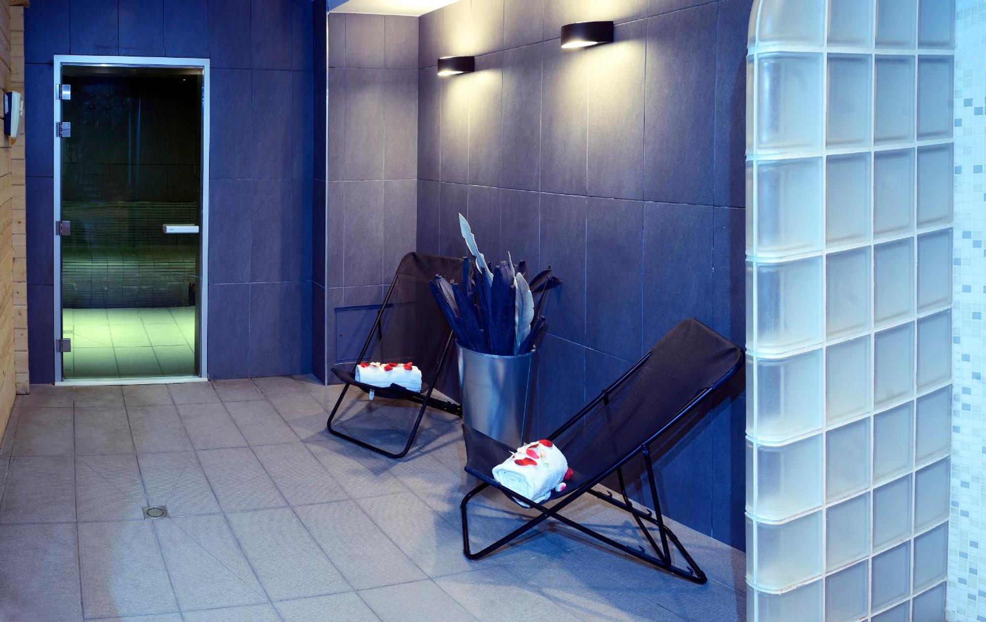 Cgh Residences & Spas Les Chalets Du Soleil Contemporain Saint-Martin-de-Belleville Bagian luar foto