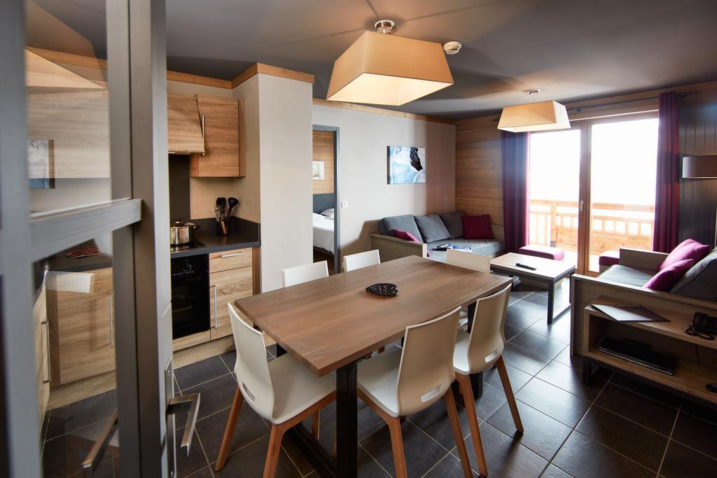 Cgh Residences & Spas Les Chalets Du Soleil Contemporain Saint-Martin-de-Belleville Ruang foto